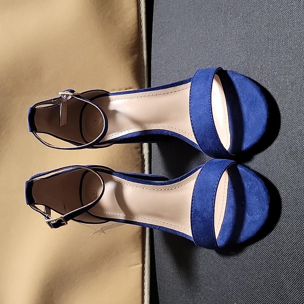 Mysoft Ankle Strap Square Toe Heeled Sandals